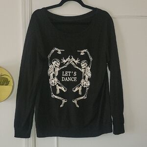 Black Skeleton Graphic Sweatshirt